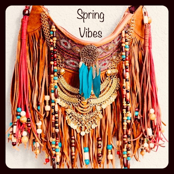 Summer & Spring Vibes are moving further towards the Bottom of My Closet…🤙🏻 - Picture 12 of 16